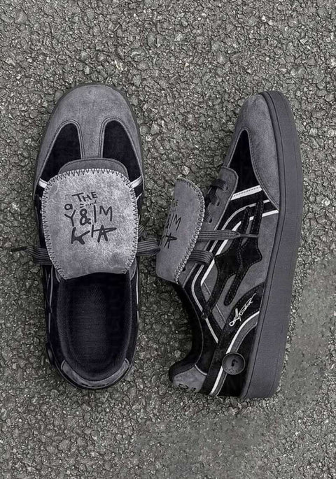 KILLWINNER Black German Training Shoes, retro-style casual low-top sneakers, unisex style.